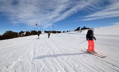 rusya'da kış sporları meraklıları i̇çin en i̇yi kayak merkezleri