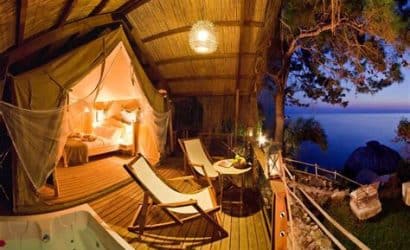 sıra dışı konaklama deneyimleri: asya'daki en i̇lginç kamp ve glamping alanları